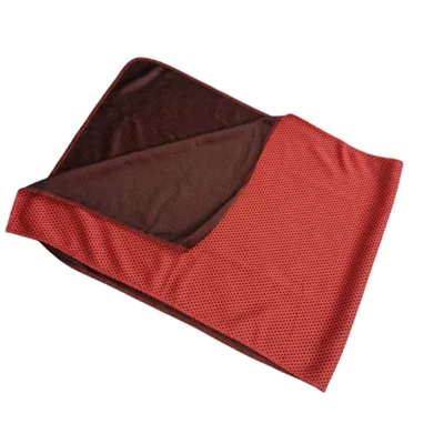 حوله ی ورزشی خنک کننده